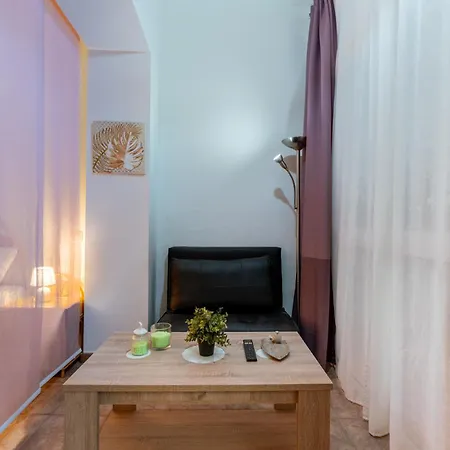 Estudio Ideal Parejas En Triana! Siviglia